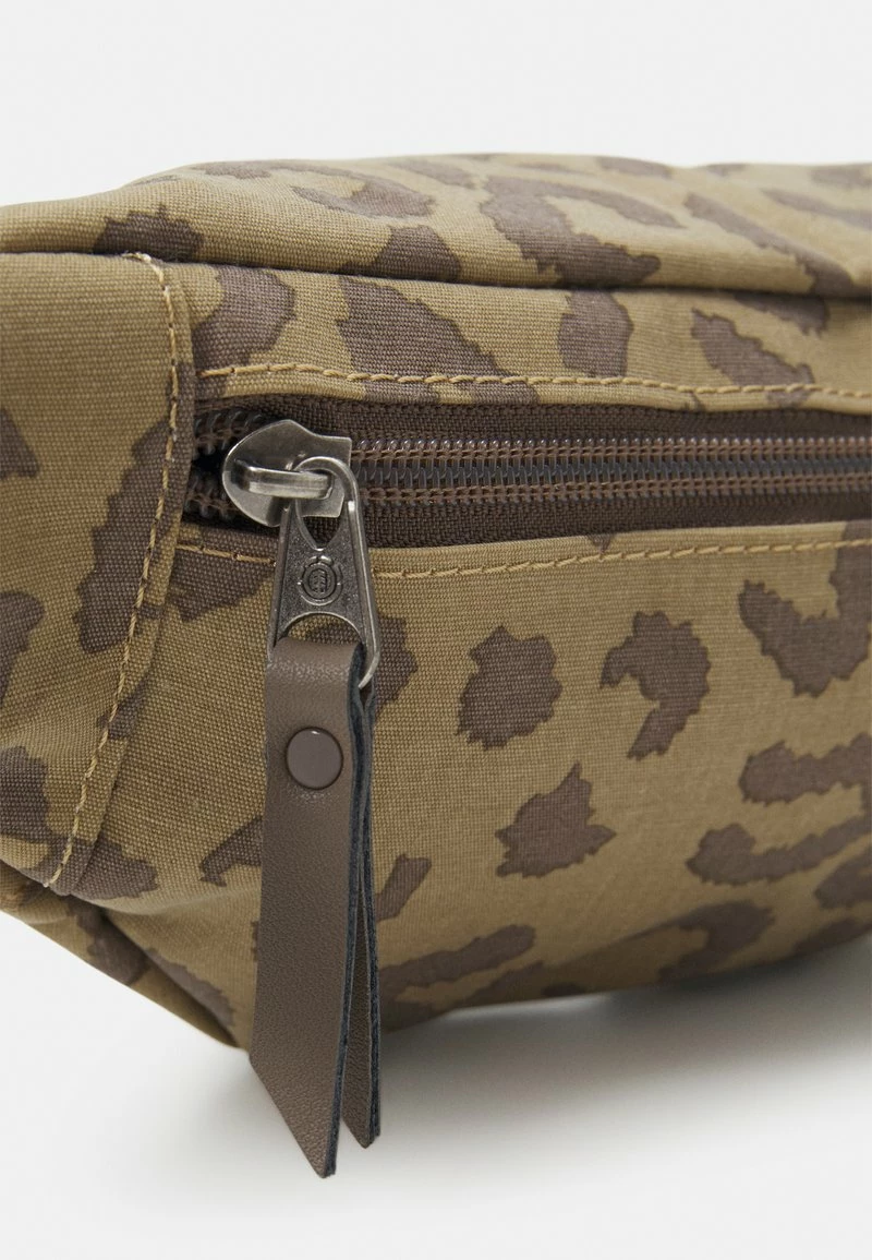 Element Unisex JOCK Sac Banane Cheetos 4 Element Unisex JOCK Sac Banane Cheetos – Image 4