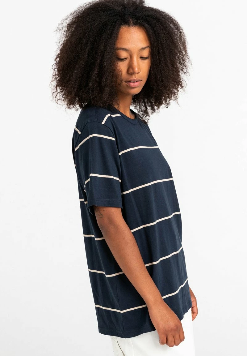 ELEMENT OLNEY STRIPE T SHIRT MANCHES COURTES POUR HOMME C1SSJ3 T Shirt Imprimé Eclipse Navy 4 ELEMENT OLNEY STRIPE T SHIRT MANCHES COURTES POUR HOMME C1SSJ3 T Shirt Imprimé Eclipse Navy – Image 4